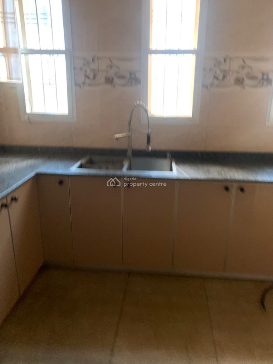 Luxury 4 Bed, Jahi, Abuja, Semi-detached Duplex for Rent