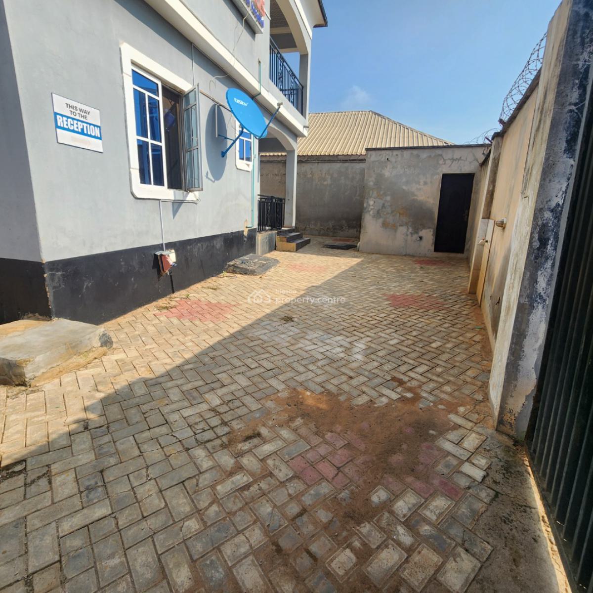 2 Units of 3 Bedroom Flat and 2 Units of 2 Bedroom Flat, Basorun, Akobo, Ibadan, Oyo, Block of Flats for Sale
