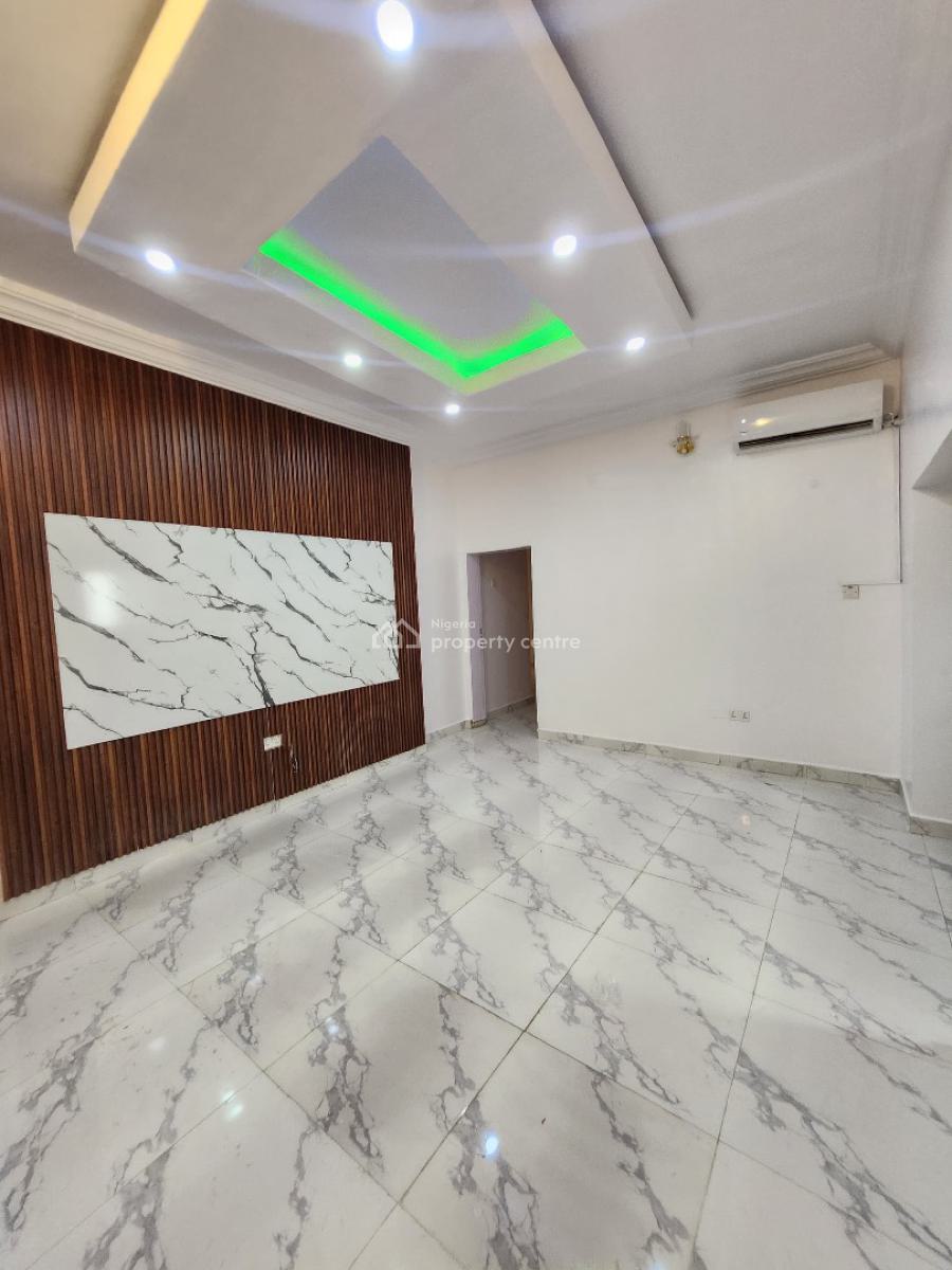 2-bedroom Apartment --, Lekki Phase 1, Lekki Phase 1, Lekki, Lagos, Flat / Apartment for Rent
