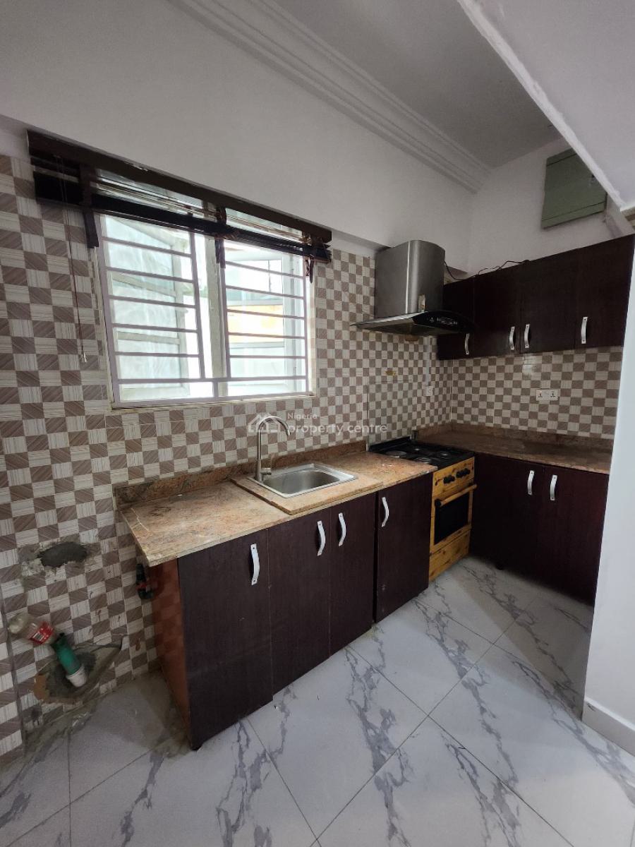 2-bedroom Apartment --, Lekki Phase 1, Lekki Phase 1, Lekki, Lagos, Flat / Apartment for Rent