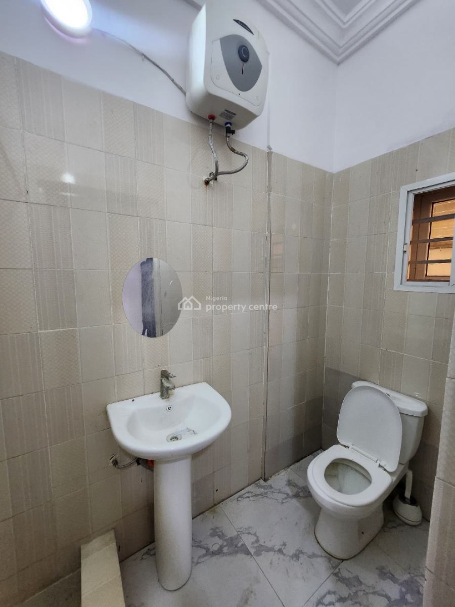 2-bedroom Apartment --, Lekki Phase 1, Lekki Phase 1, Lekki, Lagos, Flat / Apartment for Rent