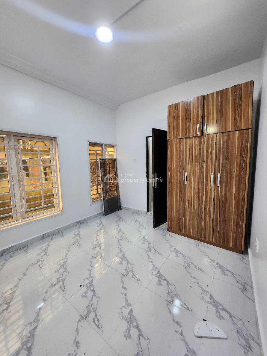 2-bedroom Apartment --, Lekki Phase 1, Lekki Phase 1, Lekki, Lagos, Flat / Apartment for Rent