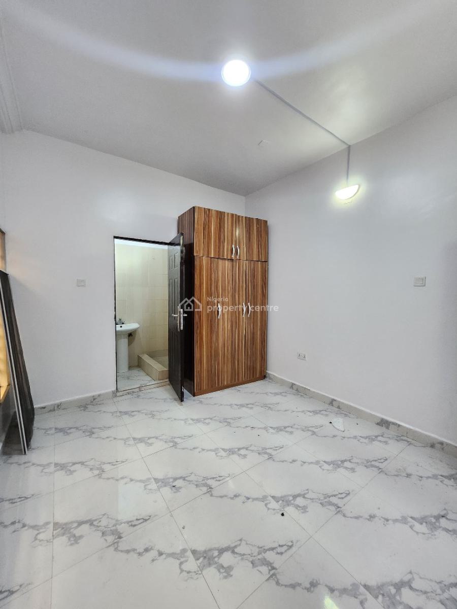 2-bedroom Apartment --, Lekki Phase 1, Lekki Phase 1, Lekki, Lagos, Flat / Apartment for Rent