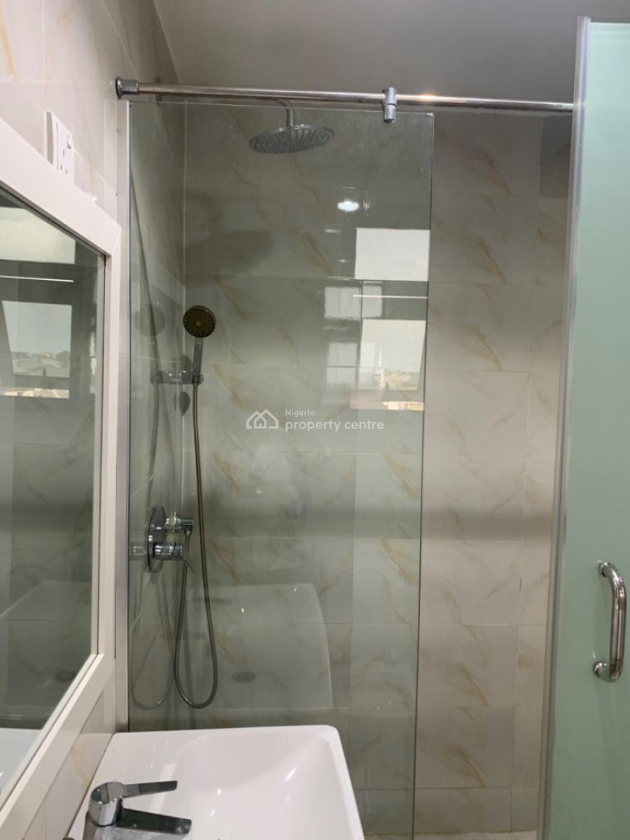 Luxury 2 Bedroom Flat Upper Floor, Mobil Road Ilaje, Ajah, Lagos, Flat / Apartment for Rent