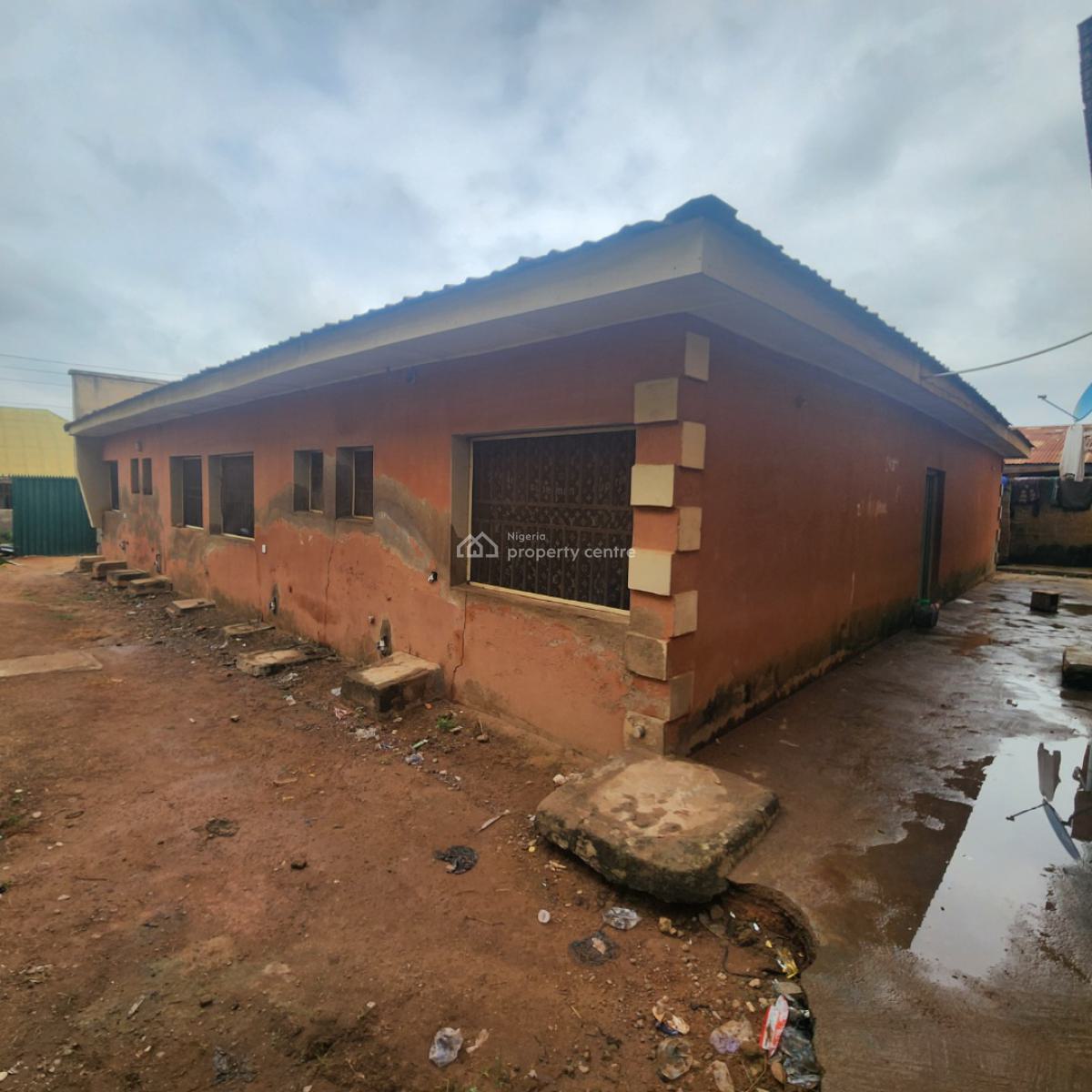 14 Units Room/self-contained Hostel, Under G, Pastor Bode, Ogbomosho North, Oyo, House for Sale