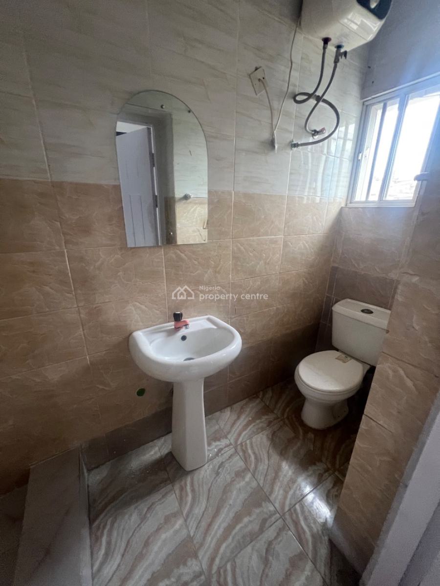 Well Maintained, Tastefully Finished, Newly Renovated Two Bedroom, Agungi, Lekki, Lagos, Flat / Apartment for Rent