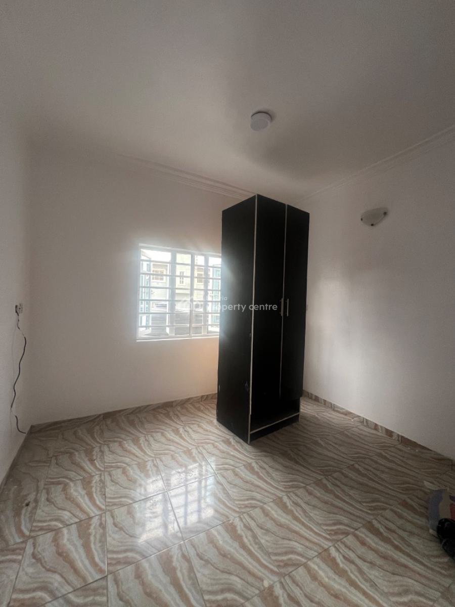 Well Maintained, Tastefully Finished, Newly Renovated Two Bedroom, Agungi, Lekki, Lagos, Flat / Apartment for Rent