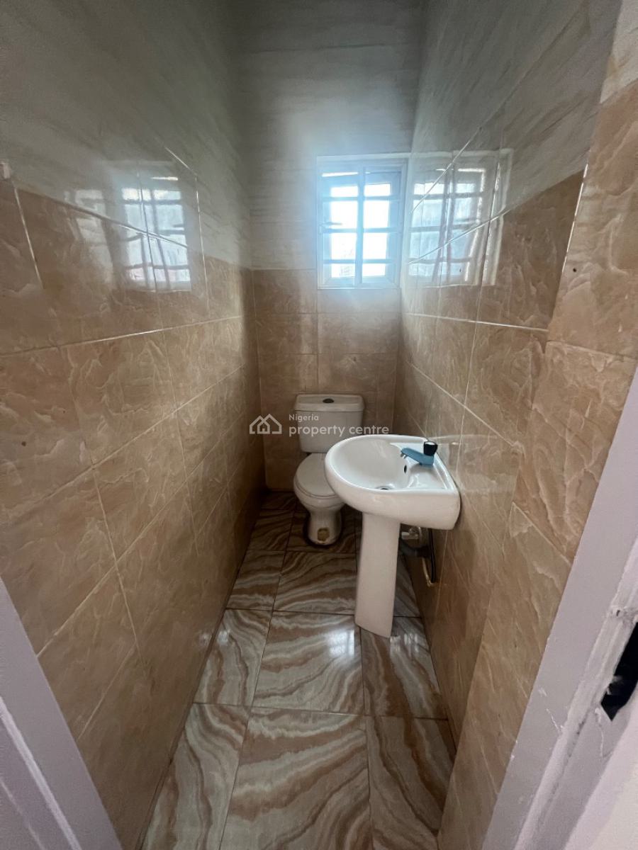 Well Maintained, Tastefully Finished, Newly Renovated Two Bedroom, Agungi, Lekki, Lagos, Flat / Apartment for Rent