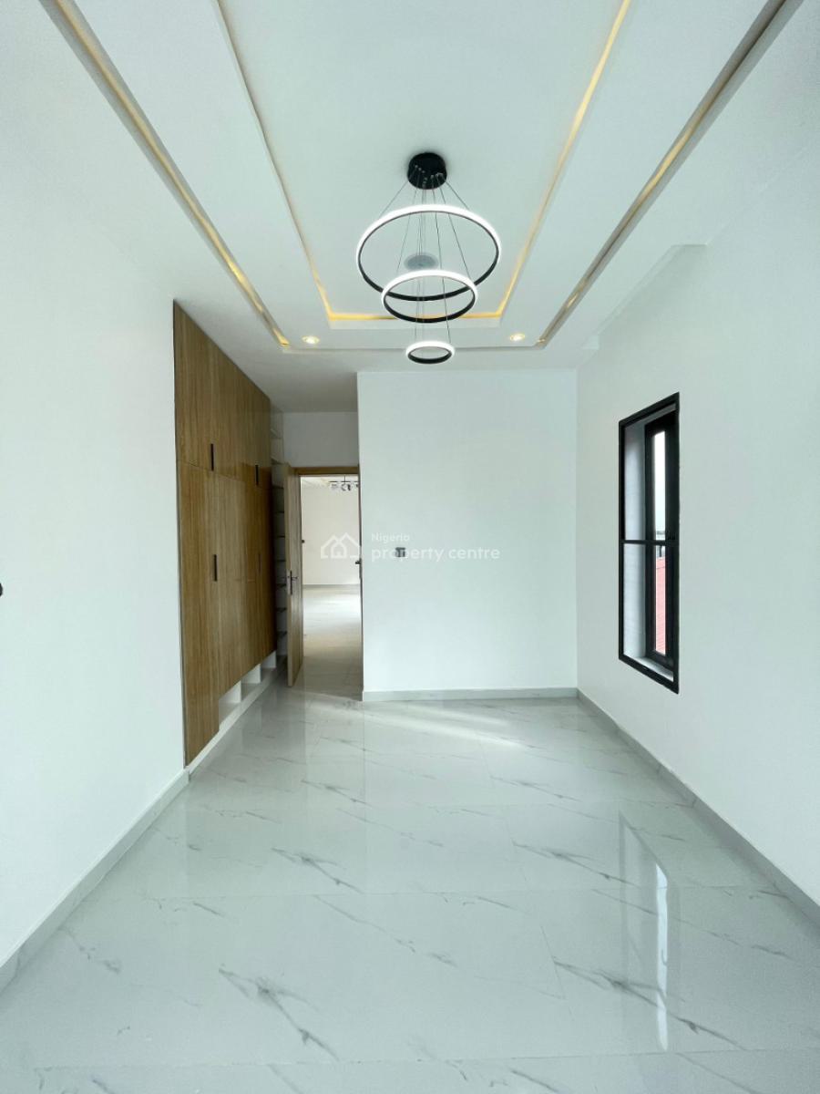 Fully Serviced 2 Bedroom Apartment, Ikate, Lekki, Lagos, Block of Flats for Sale