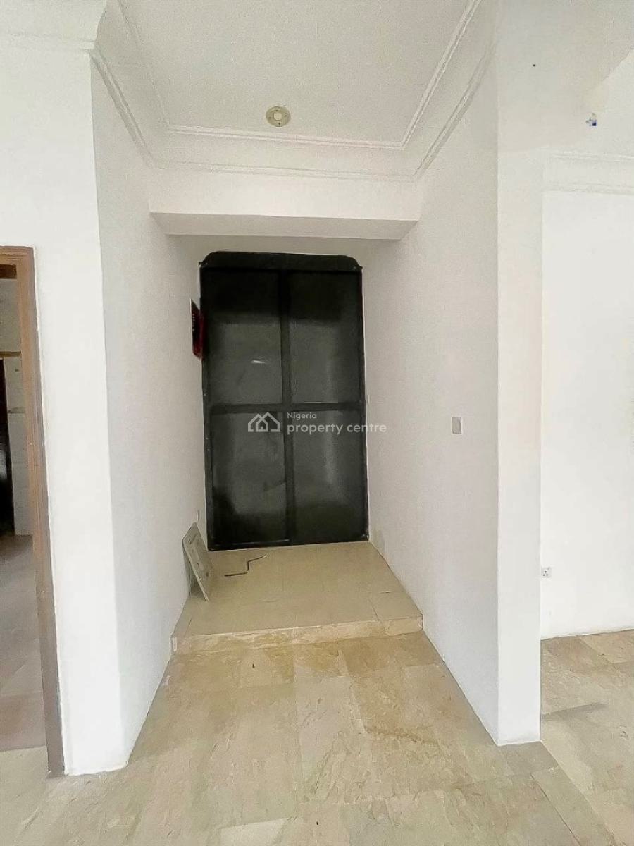 Well-maintained Semi-detached House with Office/residential Flexible, Lekki Phase 1, Lekki, Lagos, Semi-detached Duplex for Rent
