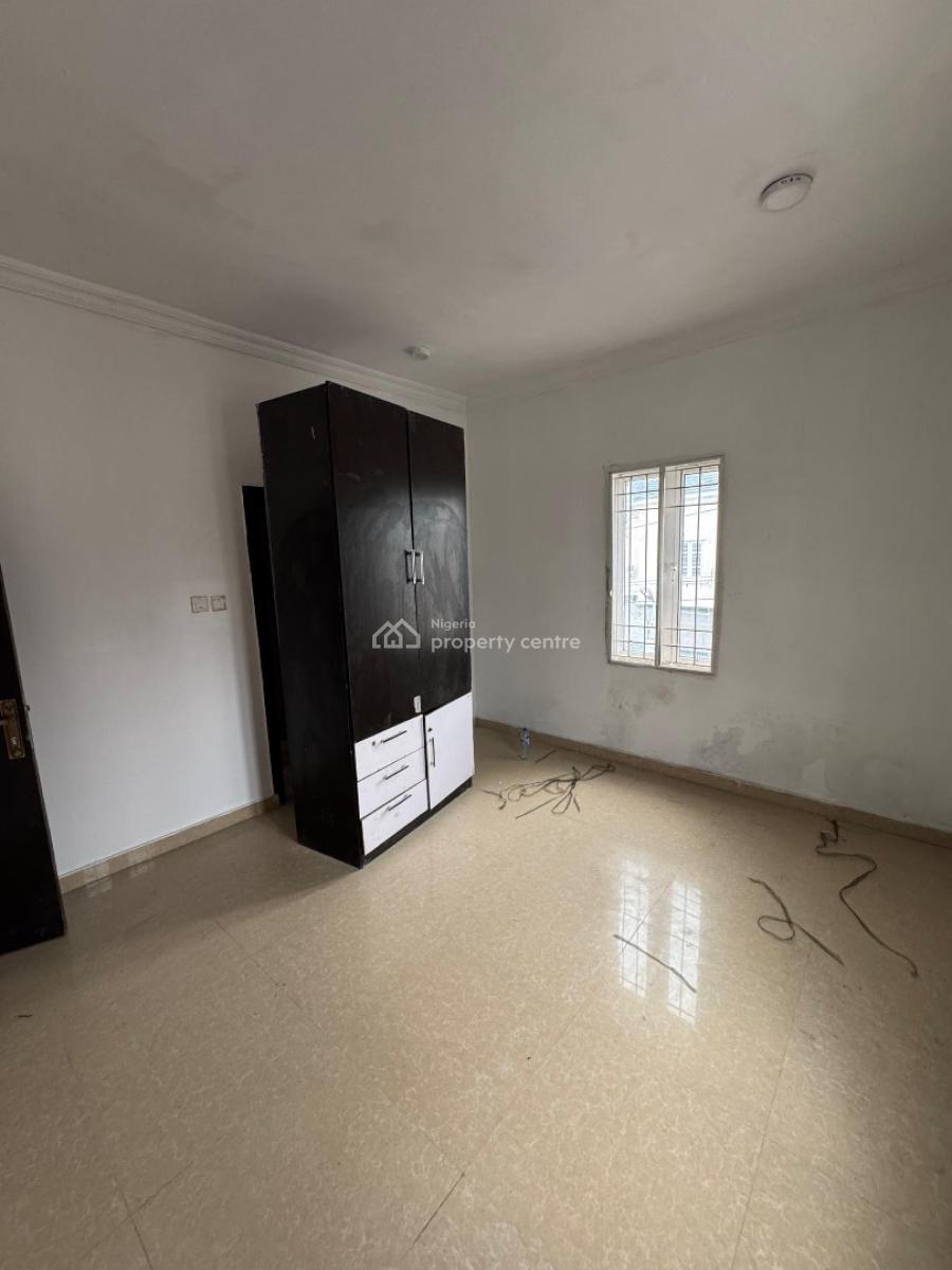 18 Units of Well Maintained Apartment, Ikate, Lekki, Lagos, Flat / Apartment for Rent