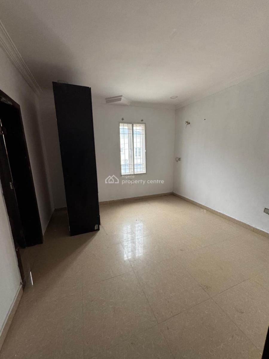 18 Units of Well Maintained Apartment, Ikate, Lekki, Lagos, Flat / Apartment for Rent