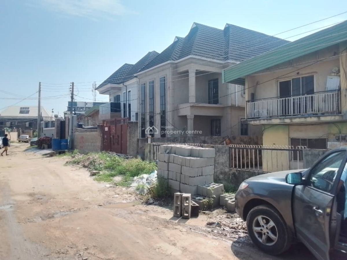 a Block of Flat, Adeoti Street,, Akowonjo, Alimosho, Lagos, Block of Flats for Sale