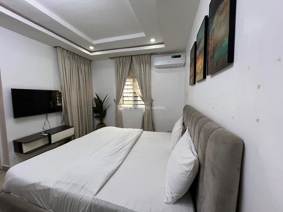 Wuyes Finest Fully Furnished 3-bedroom Smart Apartment at Abuja, Wuye, Abuja, Flat / Apartment Short Let