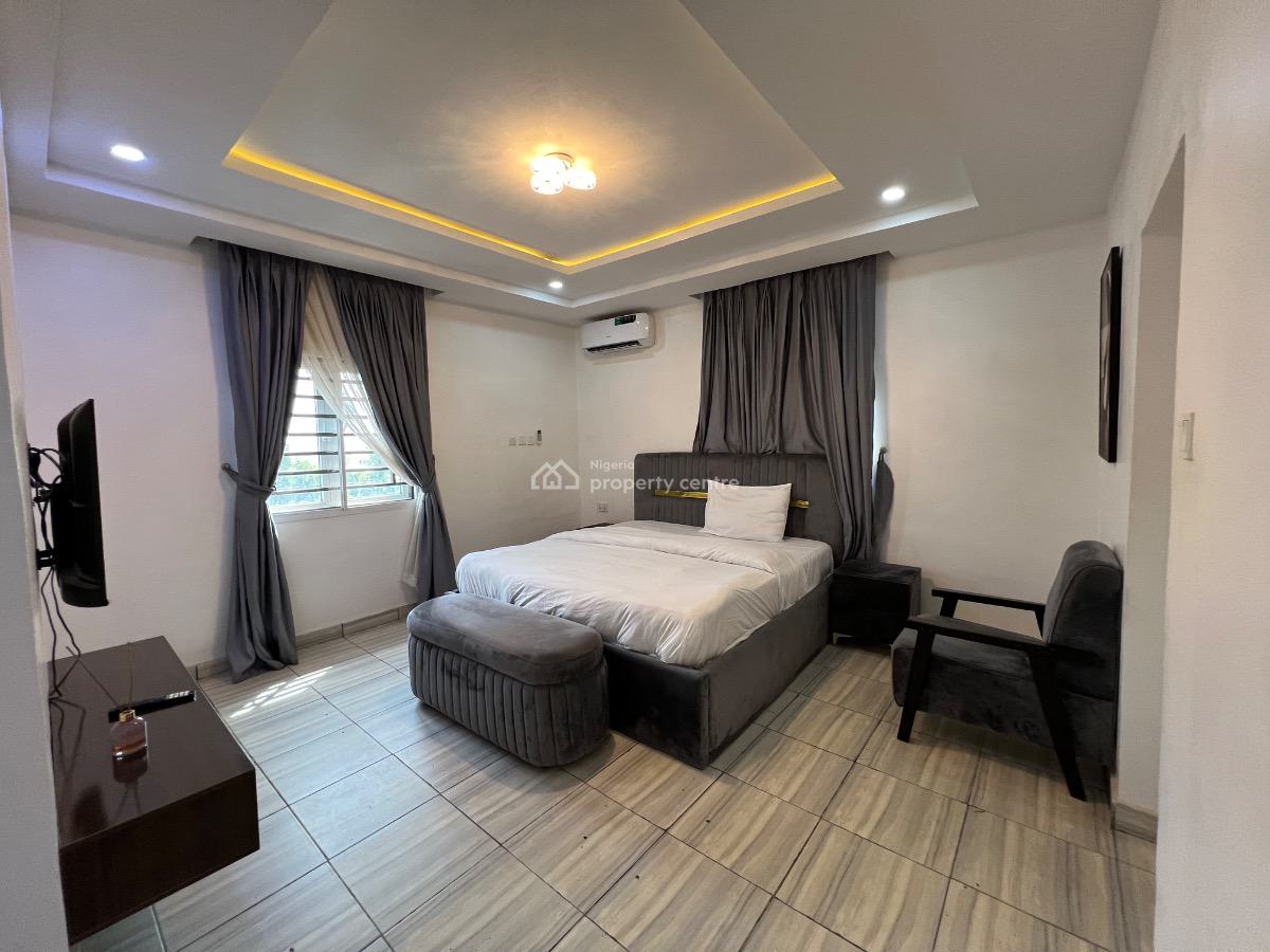 Wuyes Finest Fully Furnished 3-bedroom Smart Apartment at Abuja, Wuye, Abuja, Flat / Apartment Short Let