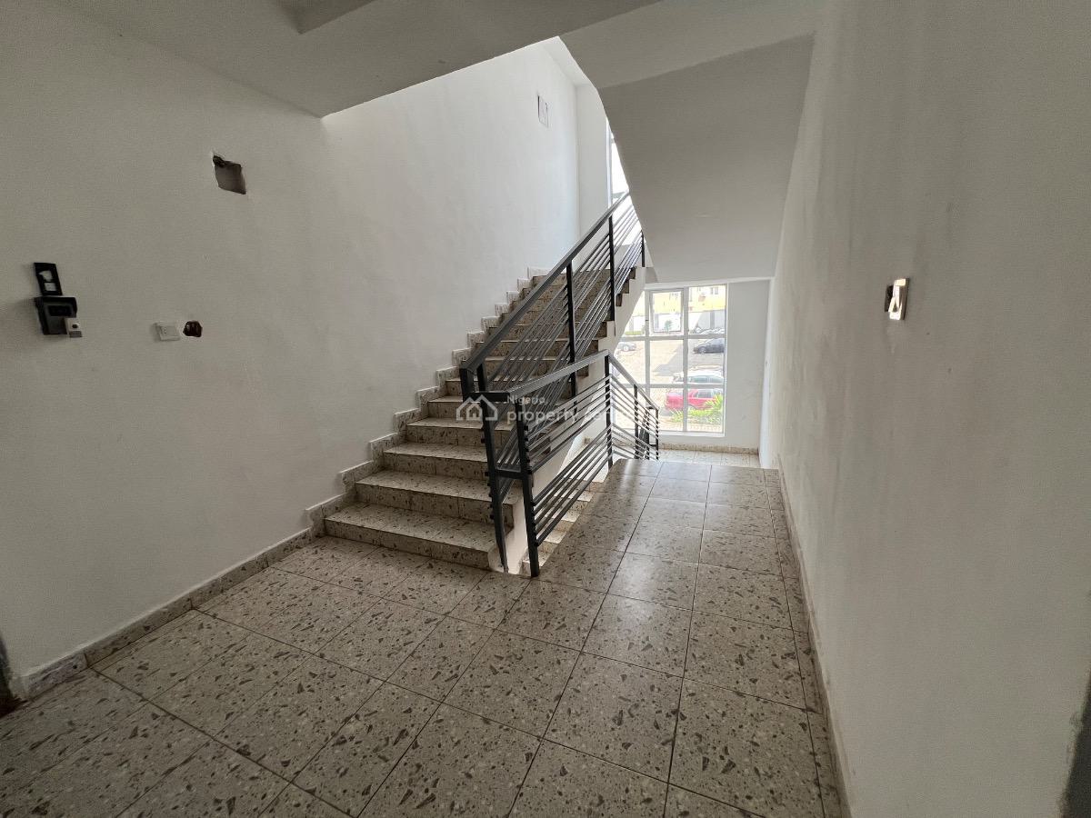 Wuyes Finest Fully Furnished 3-bedroom Smart Apartment at Abuja, Wuye, Abuja, Flat / Apartment Short Let