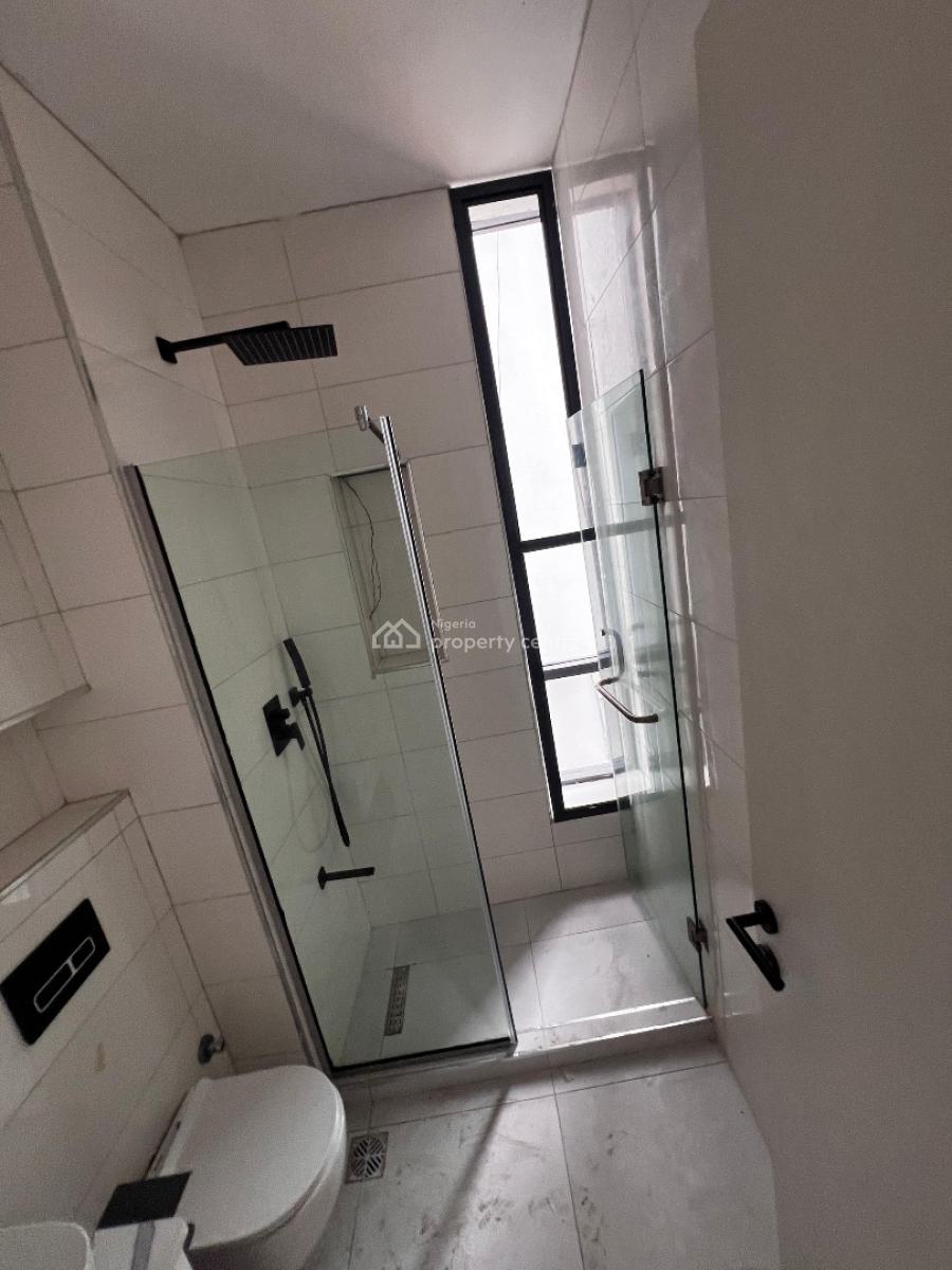 Luxury 2-bedroom Apartment with Pool & Gym in a Secured Estate, Ologolo, Lekki, Lagos, Flat / Apartment for Sale