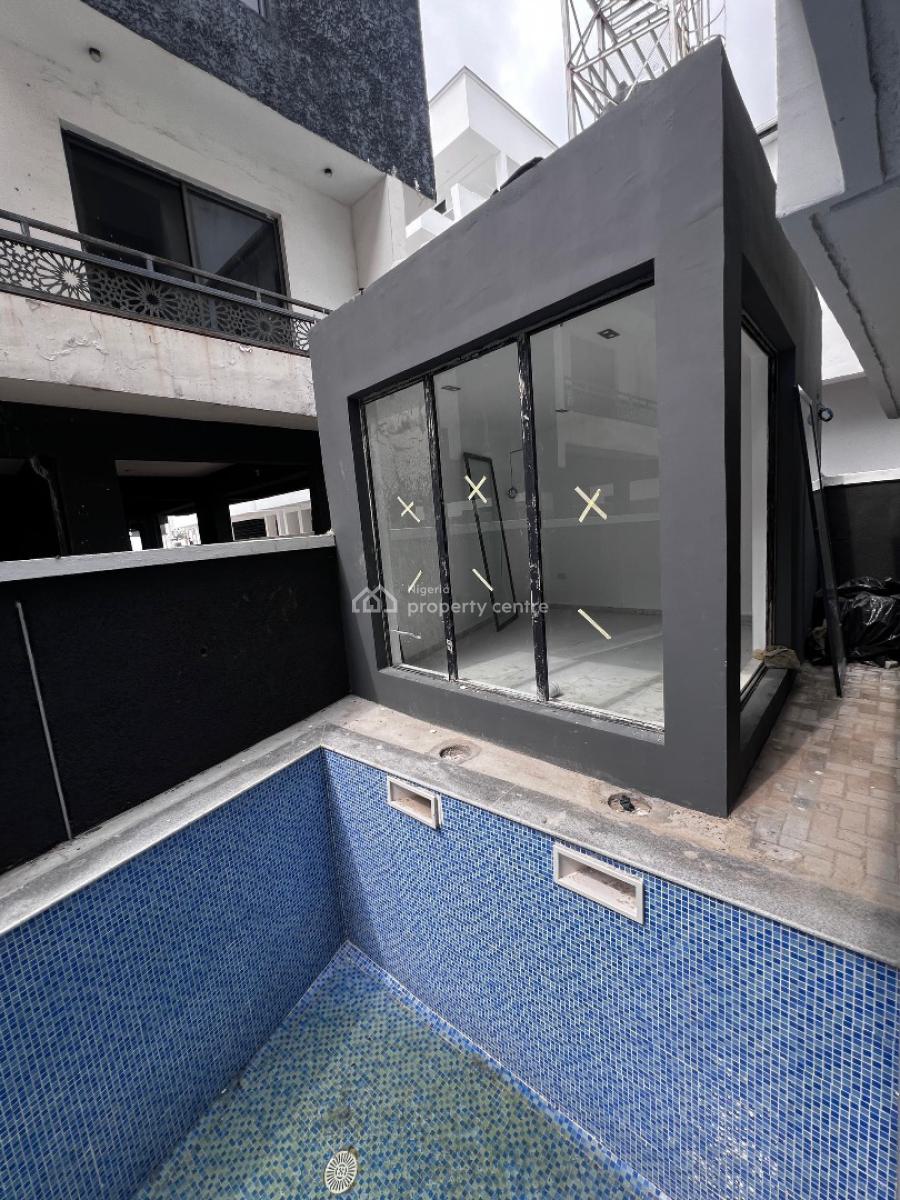 Luxury 2-bedroom Apartment with Pool & Gym in a Secured Estate, Ologolo, Lekki, Lagos, Flat / Apartment for Sale