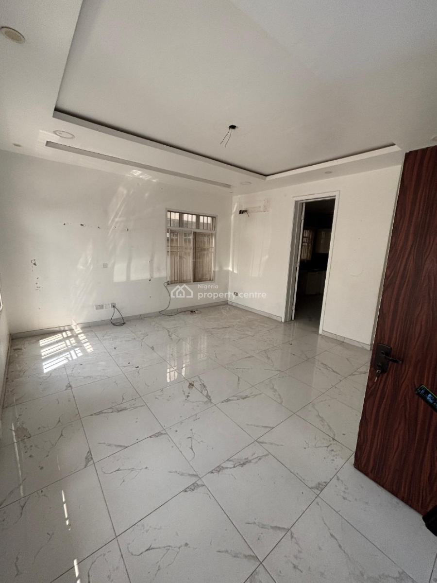 2 Bedroom Apartment, Lekki Phase 1, Lekki, Lagos, Flat / Apartment for Sale