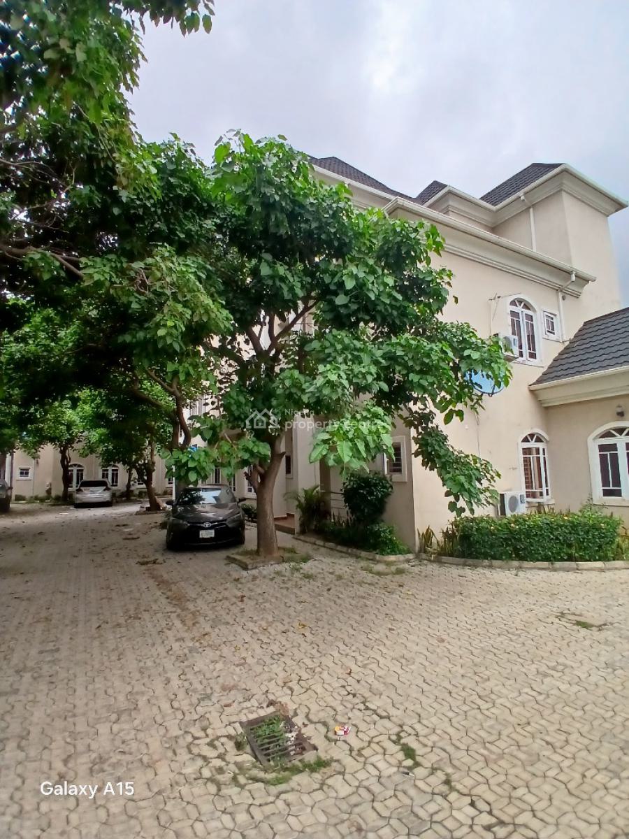 Well Built 4 Beds Duplex with 2 Massive Livingrooms, a Bq,acs&gen, Serene Neighbourhood Tarred Access Road, Mabushi, Abuja, Terraced Duplex for Rent