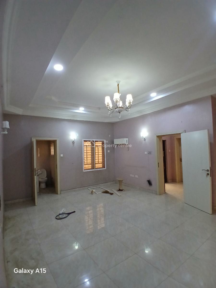 Well Built 4 Beds Duplex with 2 Massive Livingrooms, a Bq,acs&gen, Serene Neighbourhood Tarred Access Road, Mabushi, Abuja, Terraced Duplex for Rent