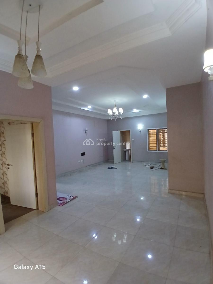 Well Built 4 Beds Duplex with 2 Massive Livingrooms, a Bq,acs&gen, Serene Neighbourhood Tarred Access Road, Mabushi, Abuja, Terraced Duplex for Rent
