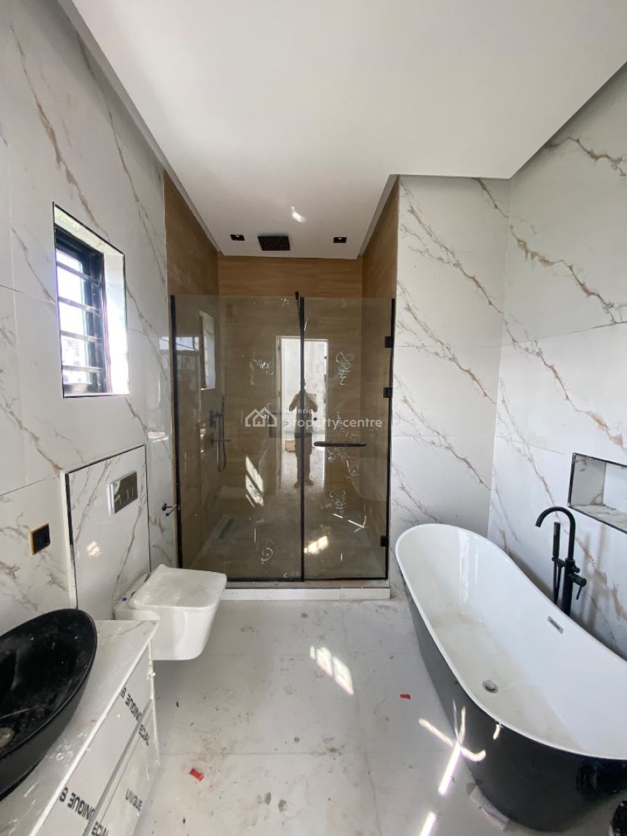 Lovely 5 Bed Duplex in a Gated Estate, Harris Drive, Lekki, Lagos, Detached Duplex for Sale