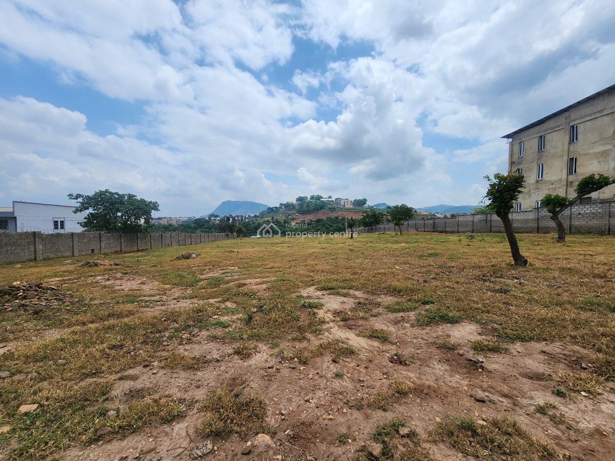 Strategically Located Commercial Land Measuring 6,678sqm, Off 3rd Avenue, Gwarinpa, Abuja, Commercial Land for Sale