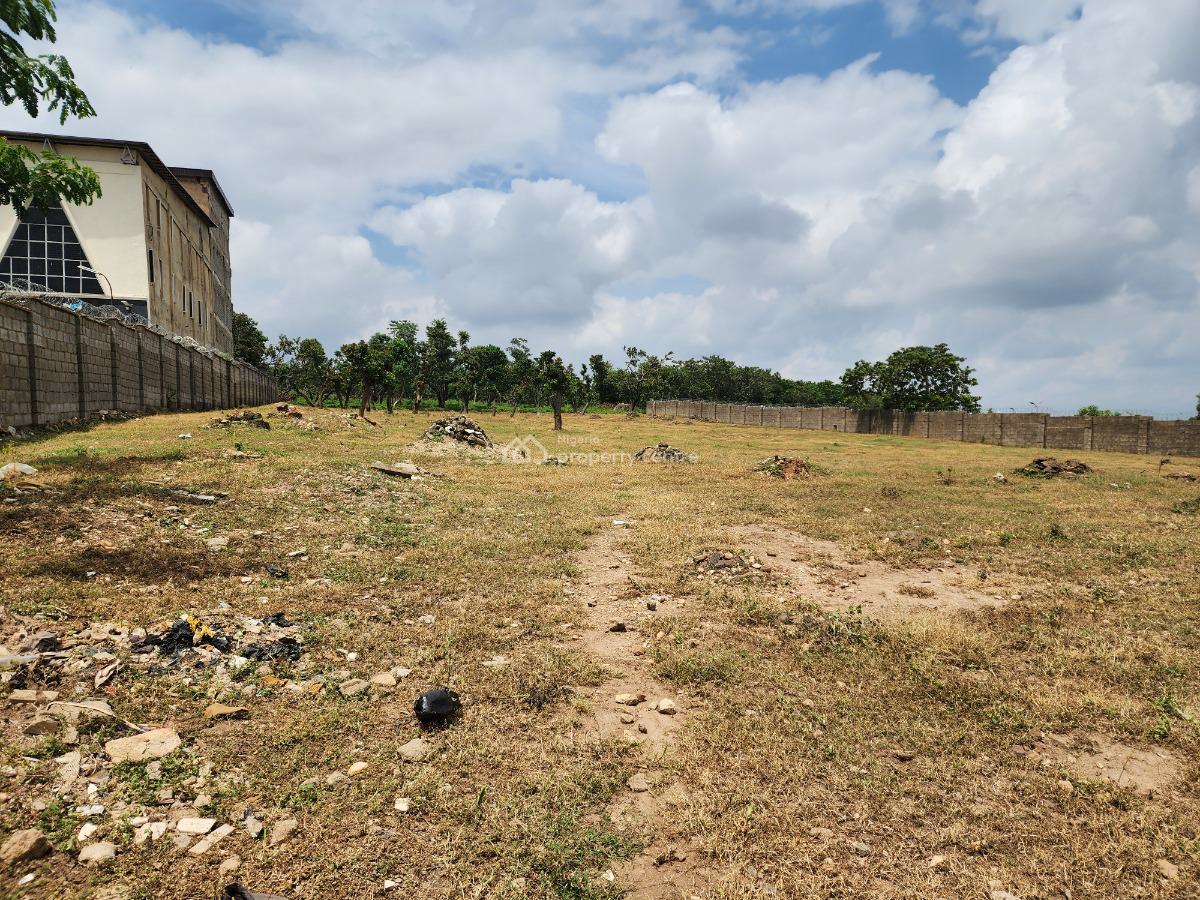 Strategically Located Commercial Land Measuring 6,678sqm, Off 3rd Avenue, Gwarinpa, Abuja, Commercial Land for Sale