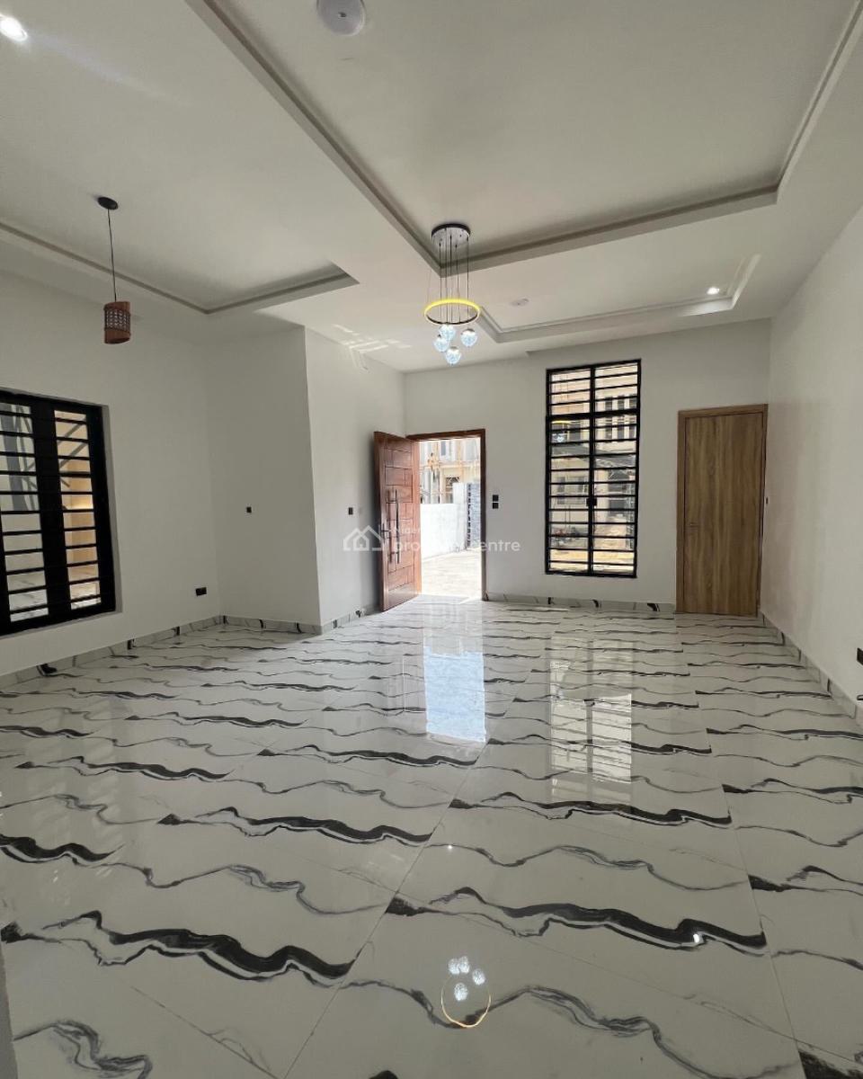 Self Serviced Magnificent Built Plus a B Q, Orchid Before The Roundabout, Lekki, Lagos, Semi-detached Duplex for Rent