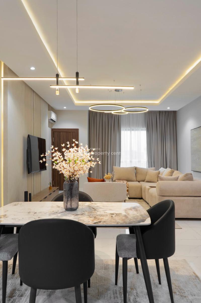 Cozy and Beautiful 2 Bedroom Apartment with a Gym, Gbangbala, Ikate, Ikate, Lekki, Lagos, Flat / Apartment Short Let