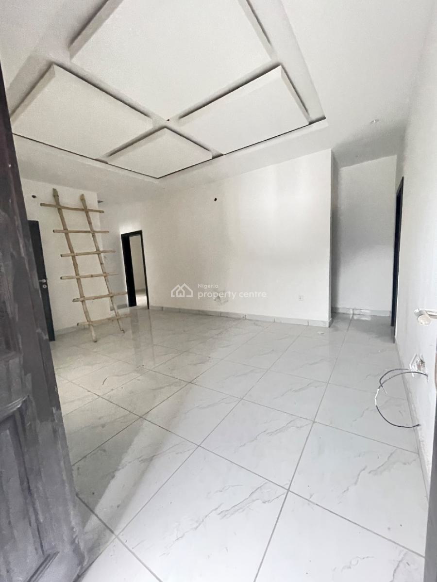 Beautiful Massive 3 Bedroom Apartment with 2 Corridors, Located,inside an Estate,good Road,secure Estate with Gym and Swimming, Sangotedo, Ajah, Lagos, Flat / Apartment for Rent
