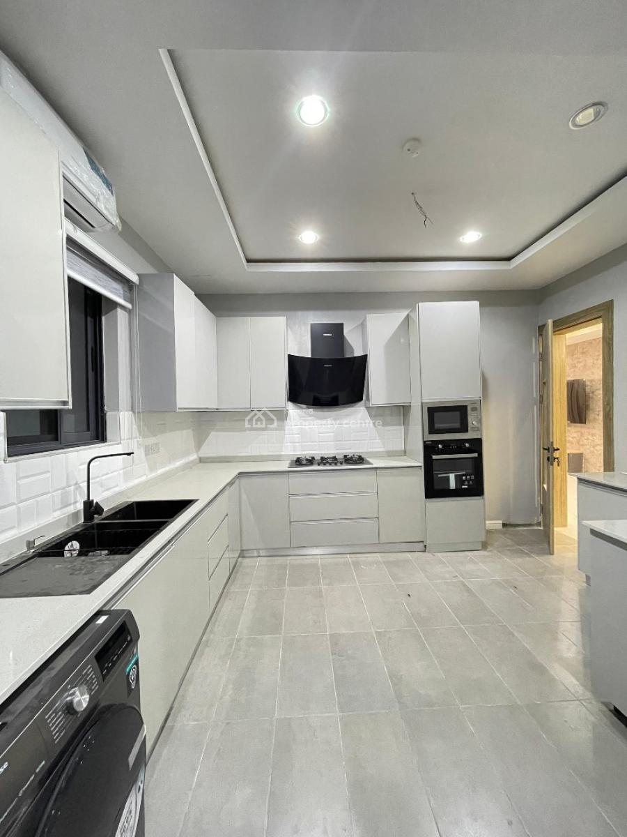 Maissonete with a B Q, Lekki Phase 1, Lekki, Lagos, House for Rent