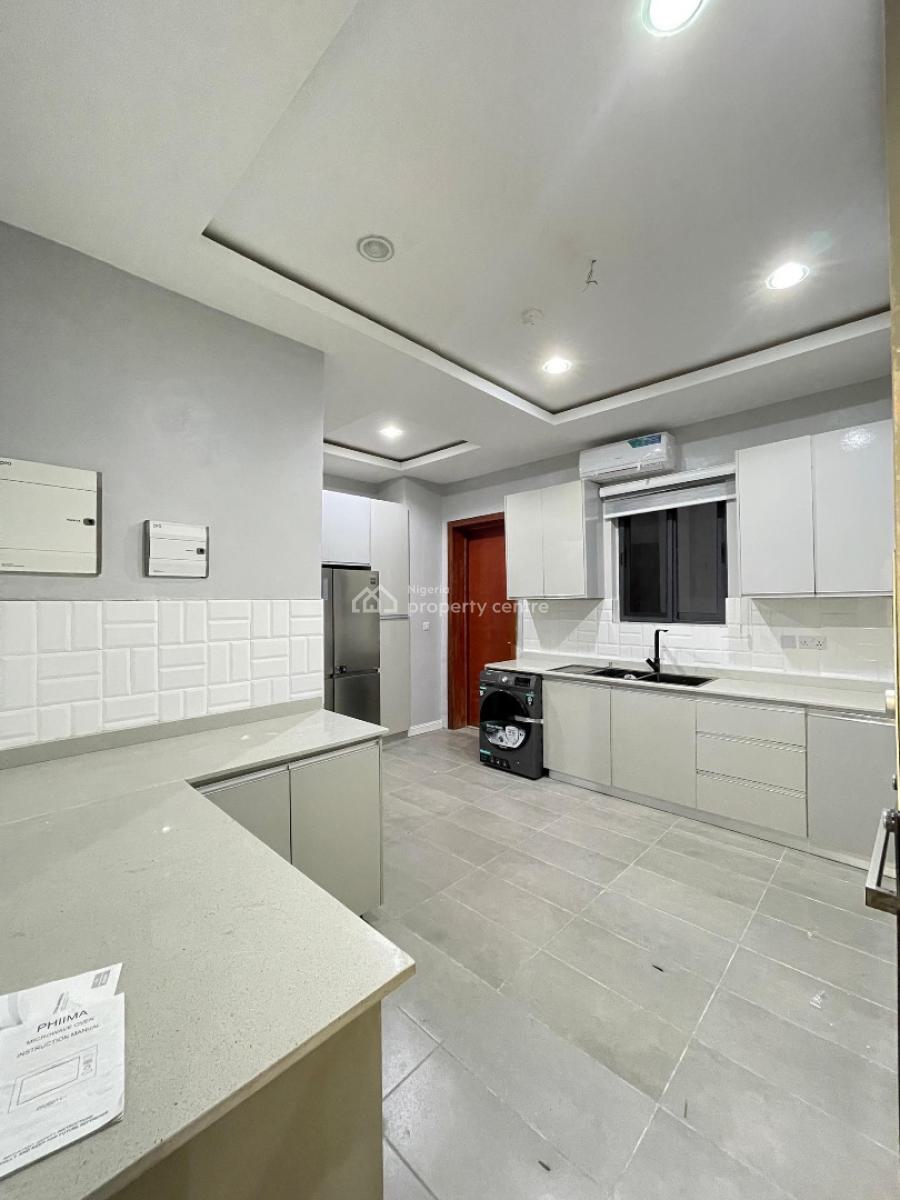 Maissonete with a B Q, Lekki Phase 1, Lekki, Lagos, House for Rent