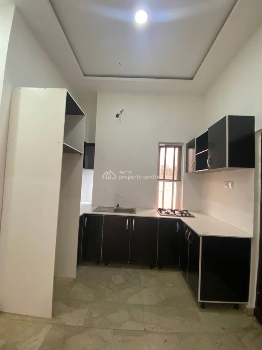 Luxury Studio Apartment with Open Fitted Kitchen in a Secured Location, Osapa, Lekki, Lagos, Flat / Apartment for Rent