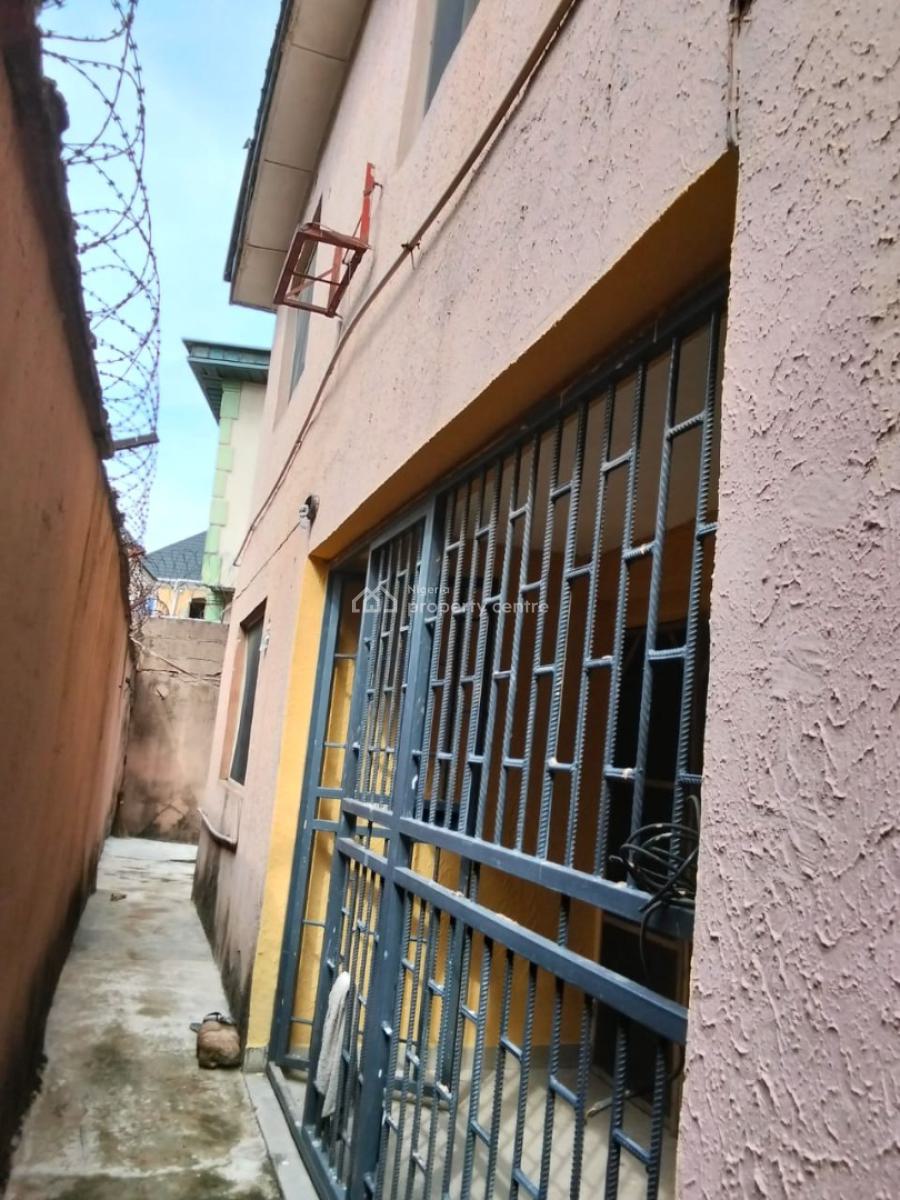 2 Bedroom Flat, Ground Floor at Palmgrove,, 2 Bedroom Flat, Ground Floor at Palmgrove,, Palmgrove, Shomolu, Lagos, Flat / Apartment for Rent