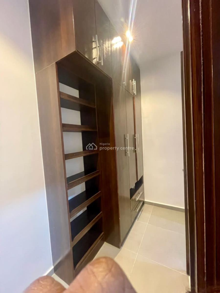 Sweet Furnished 2bedroom Masionatte, Off Burdillon, Ikoyi, Ikoyi, Lagos, Flat / Apartment for Rent