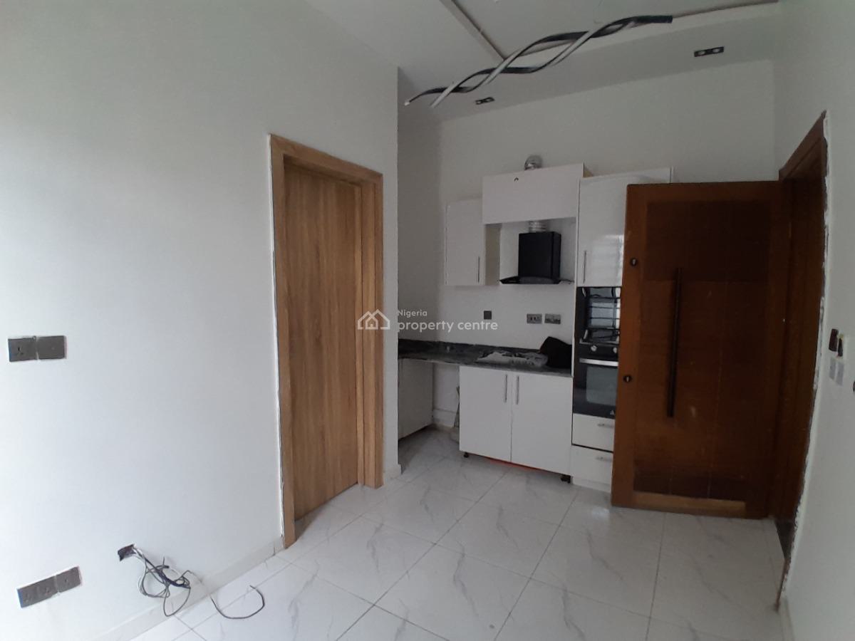 2 Bedroom Flat / Apartment, Igboefon, Lekki, Lagos, Flat / Apartment for Sale