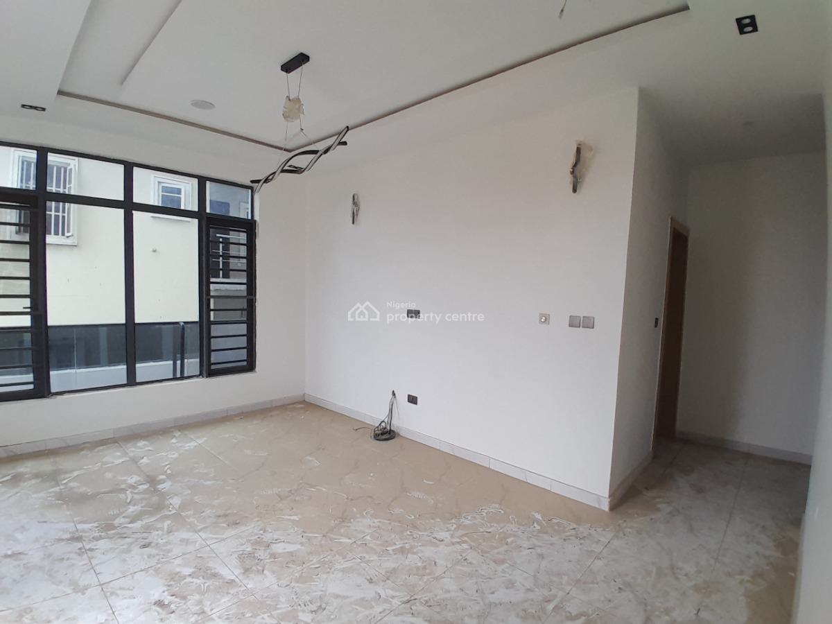 2 Bedroom Flat / Apartment, Igboefon, Lekki, Lagos, Flat / Apartment for Sale