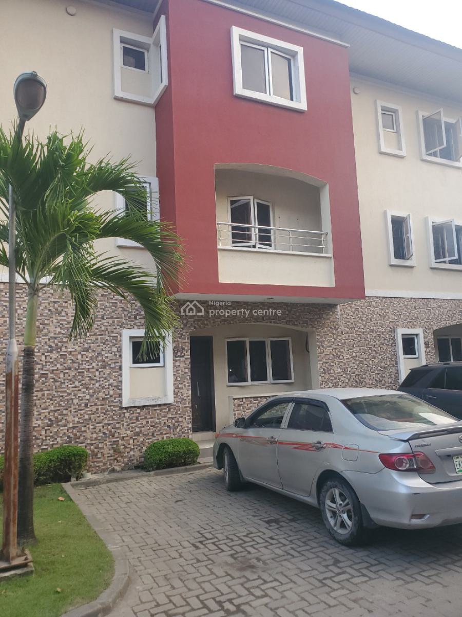 Well Maintained 3 Bedroom Terrace Duplex, Osapa London, Osapa, Lekki, Lagos, Terraced Duplex for Sale