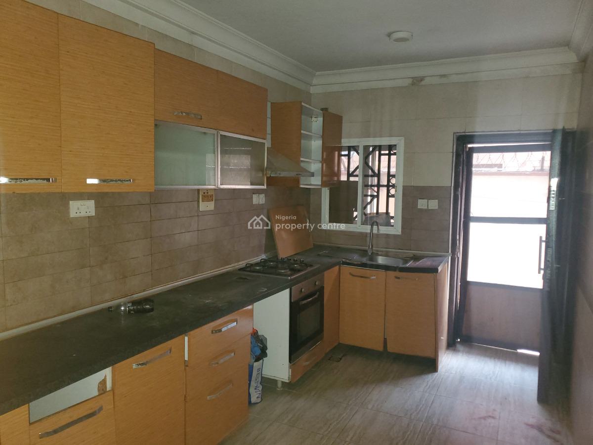 Well Maintained 3 Bedroom Terrace Duplex, Osapa London, Osapa, Lekki, Lagos, Terraced Duplex for Sale