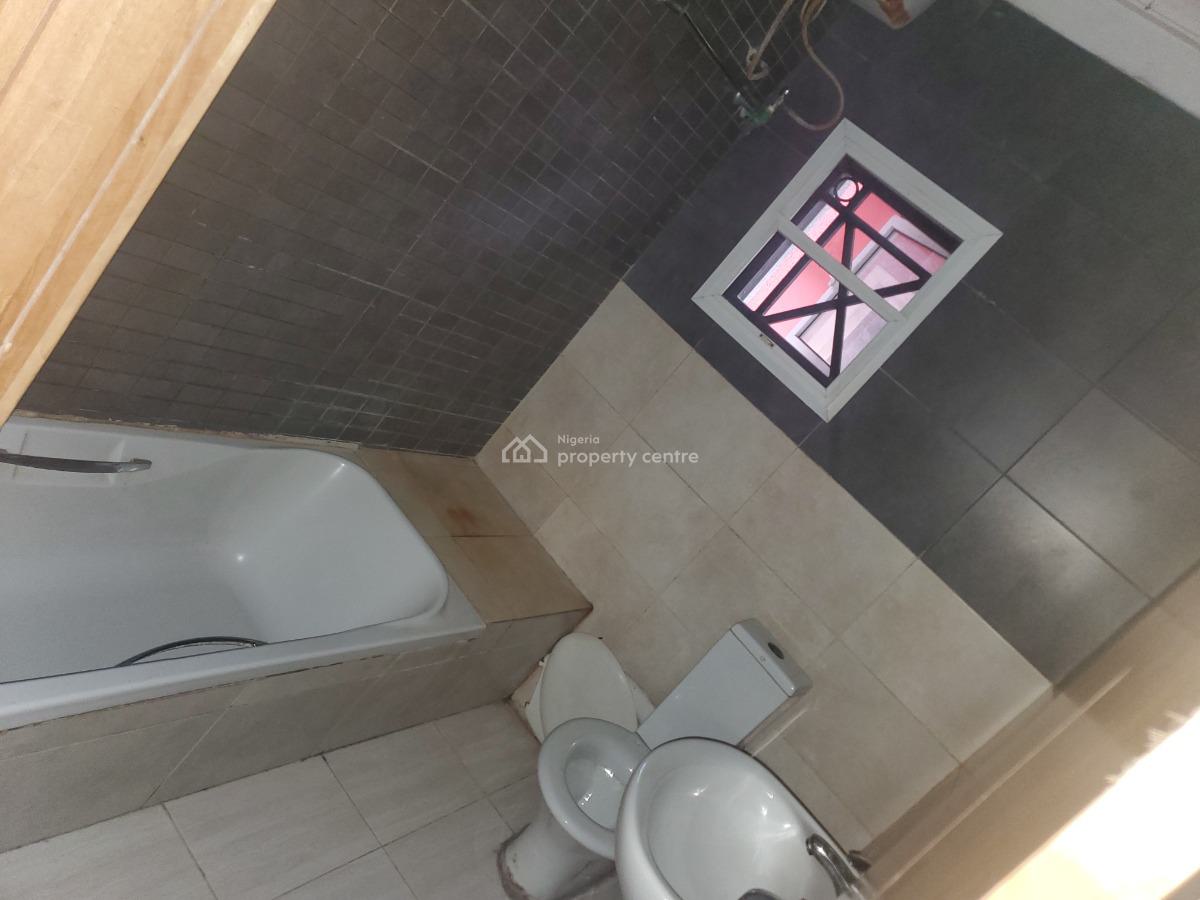 Well Maintained 3 Bedroom Terrace Duplex, Osapa London, Osapa, Lekki, Lagos, Terraced Duplex for Sale