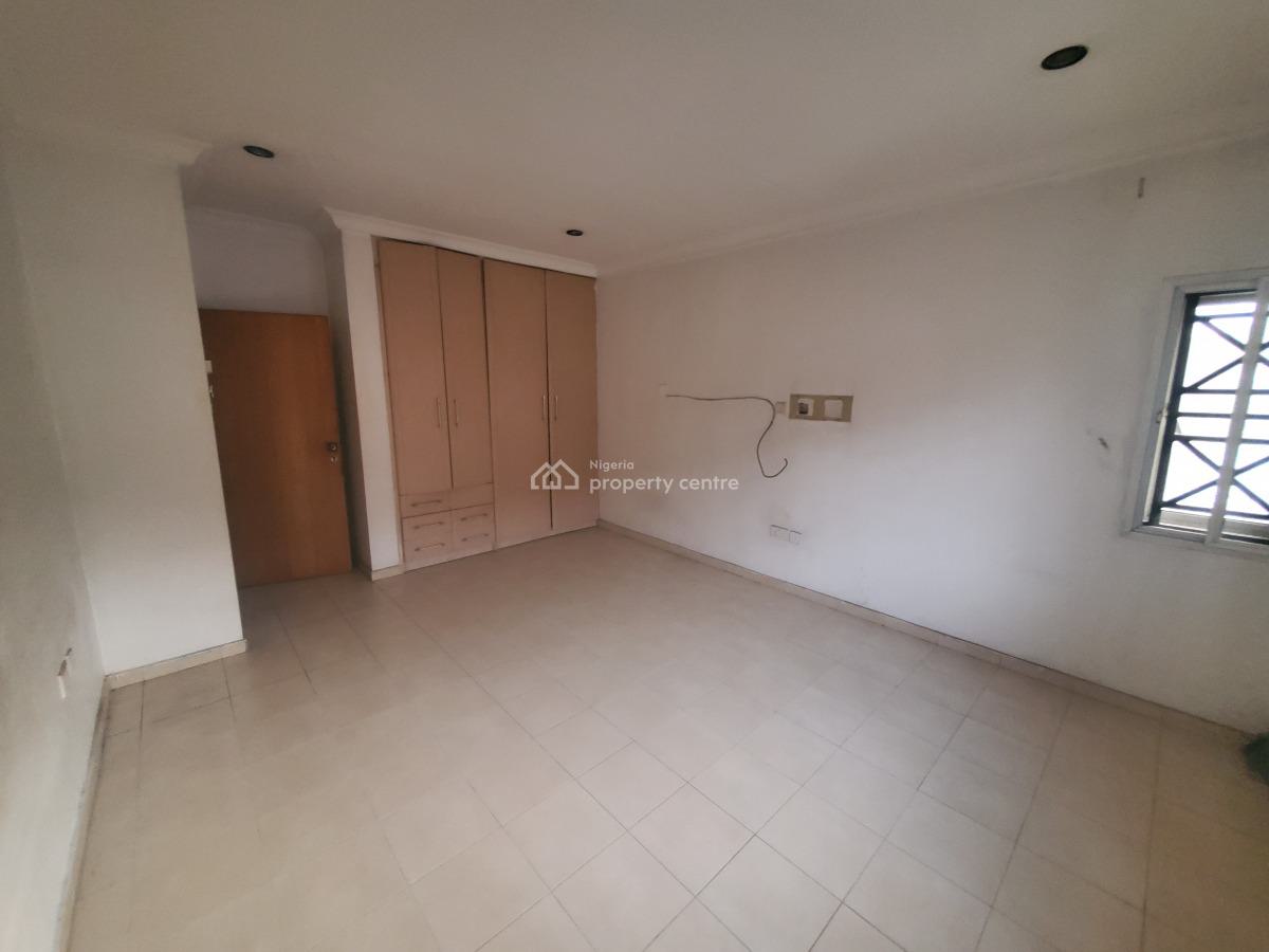 Well Maintained 3 Bedroom Terrace Duplex, Osapa London, Osapa, Lekki, Lagos, Terraced Duplex for Sale