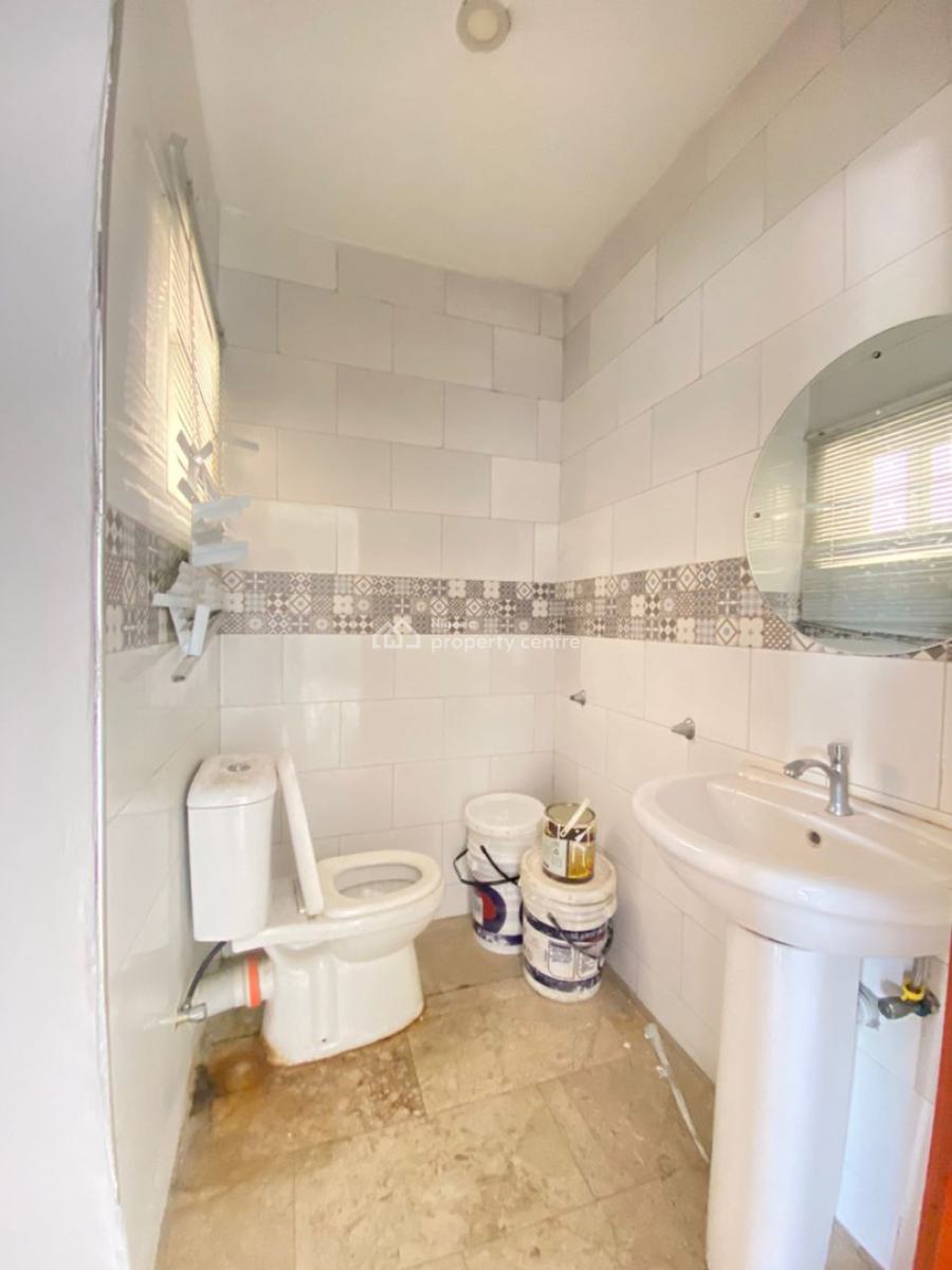 Standard and Clean 2-bedroom Flat with Bq, Victoria Island (vi), Lagos, Flat / Apartment for Rent