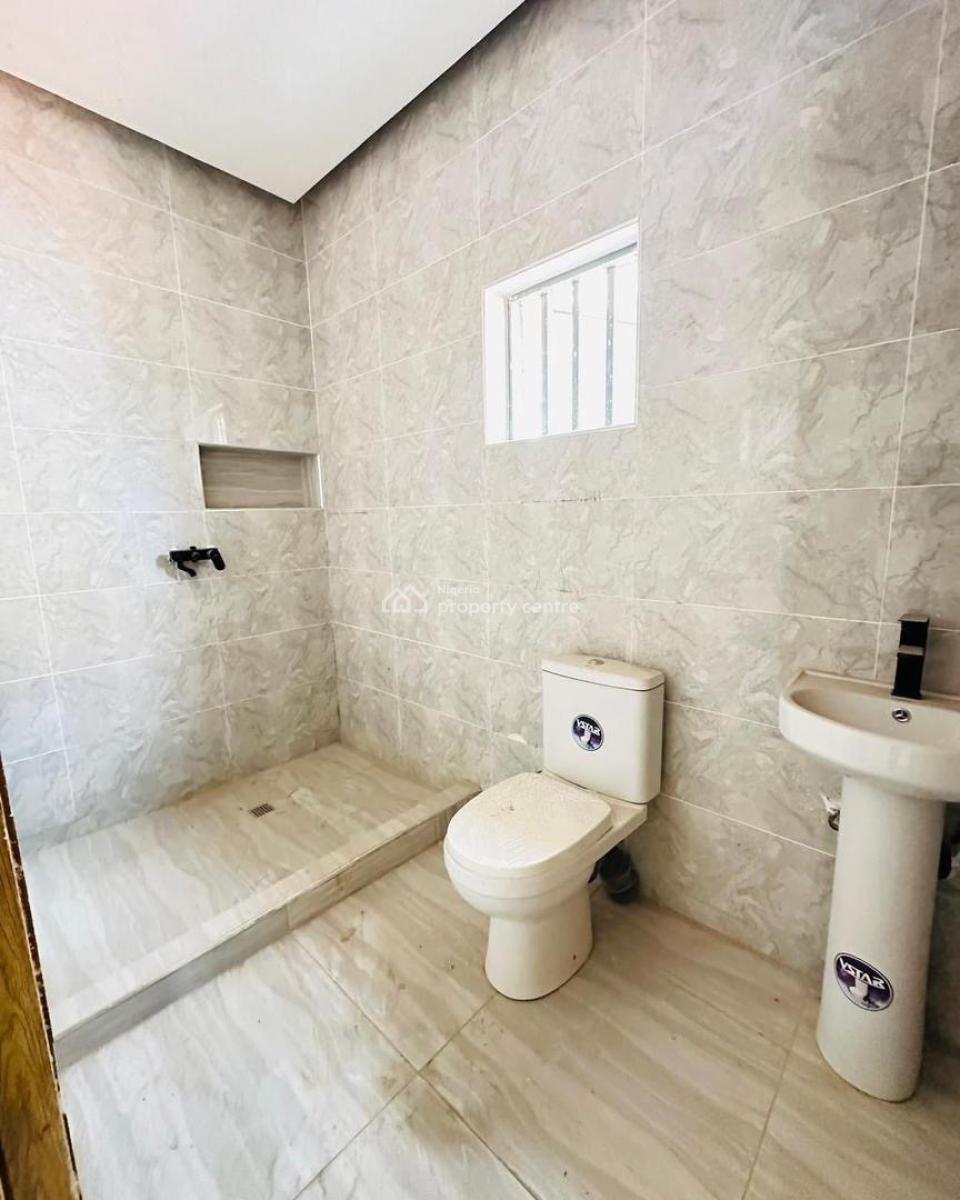 Exquisitely Built 4 Bedroom Semi Detached Duplex with Bq, Phase 2, Magodo, Lagos, Semi-detached Duplex for Sale