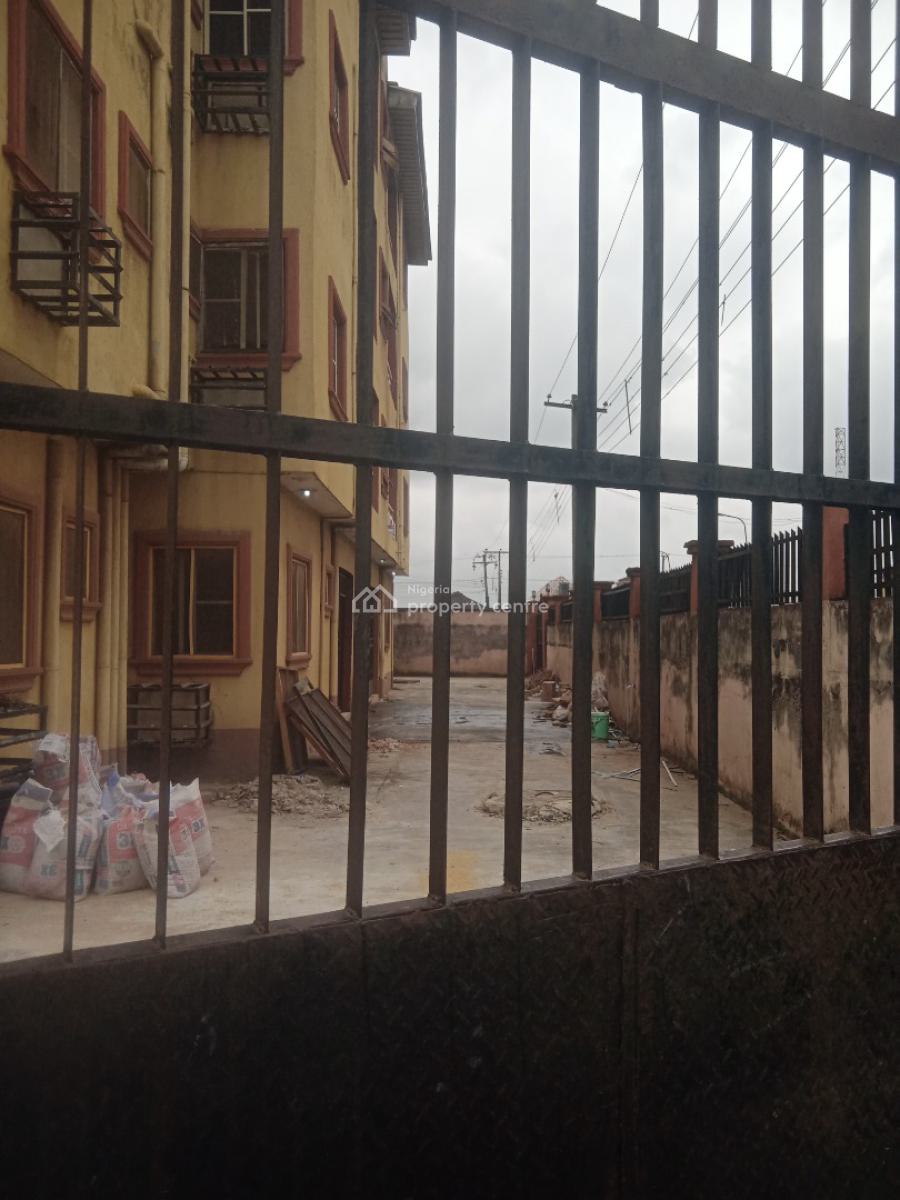 Spacious All Rm Ensuite 3 Bedroom Flat, Off Osolo Way By  Aiye Bus Stop, Isolo, Lagos, Flat / Apartment for Rent