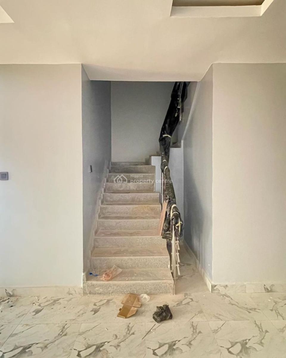 Distressed Four Bedrooms Terrace Duplex with Bq, Just Behind Games Village Estate, Kaura, Abuja, Terraced Duplex for Sale