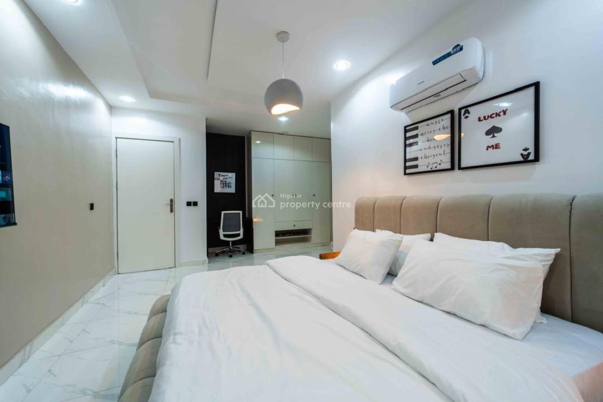 Exotic 2-bedroom+bq Apartment with Ps5, Pool & Gym, Off Elegushi Palace Road, Ikate Elegushi, Lekki, Lagos, Flat / Apartment Short Let