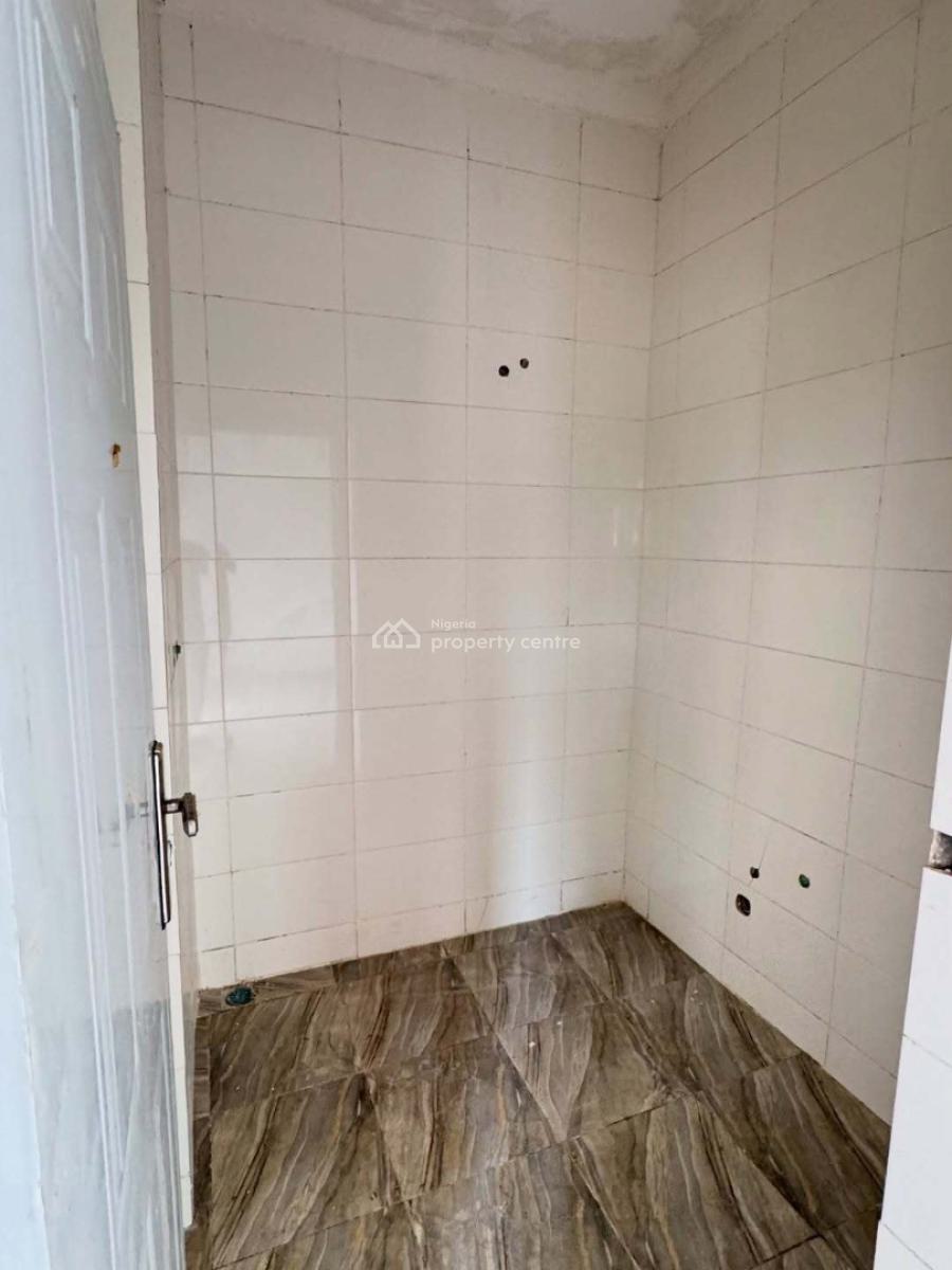 3 Bedrooms Apartment with a Dining Area & a Bq, Life Camp, Abuja, Flat / Apartment for Rent