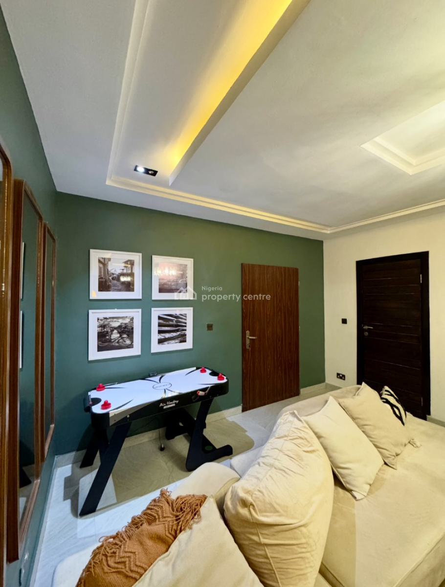 Exquisite 2 Bedroom Apartment, Freedom Way Road, Lsdpc Estate, Lekki Phase 1, Lekki, Lagos, Flat / Apartment Short Let